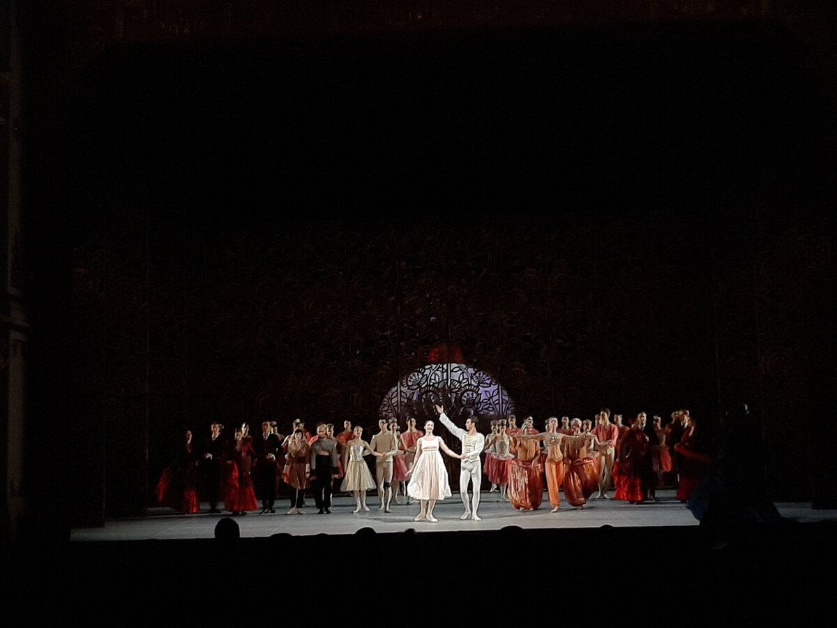 Труппа Михайловского театра // фото автора