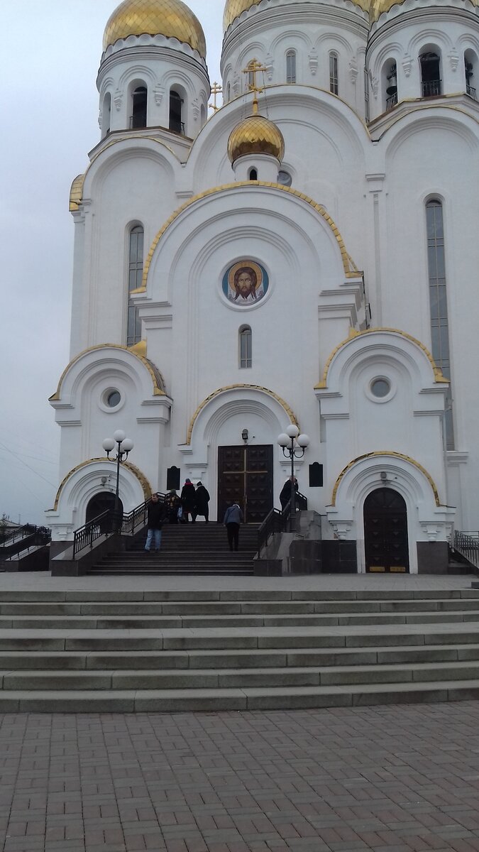 Храм рождества Христова в городе Красноярске. Фото автора.