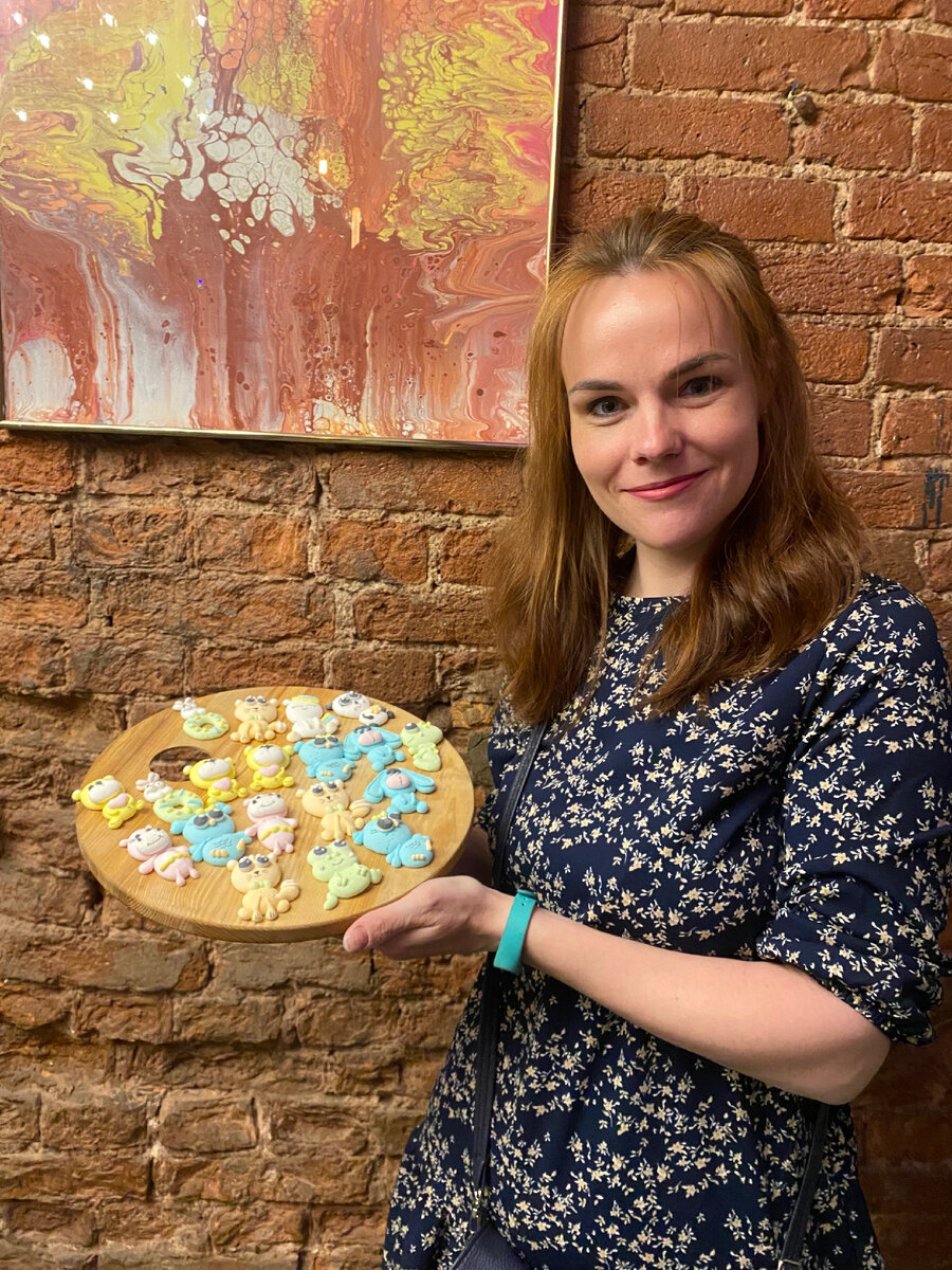 Приятно познакомится :)