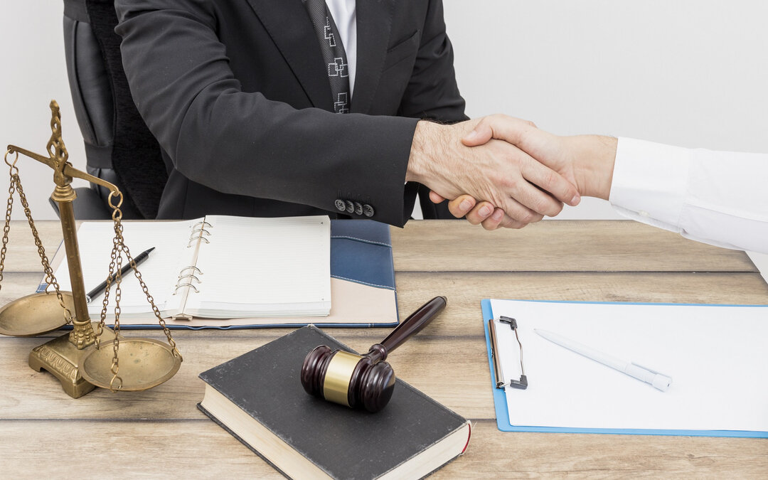 Важно чтобы должник ничего не скрывал от юриста, только так проблему можно решить проблему с долгами