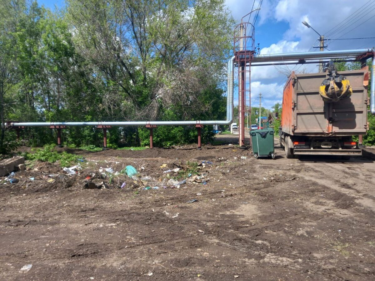    После паводка в Оренбурге убирают мусор и проводят дезинфекцию Белов Михаил Александрович