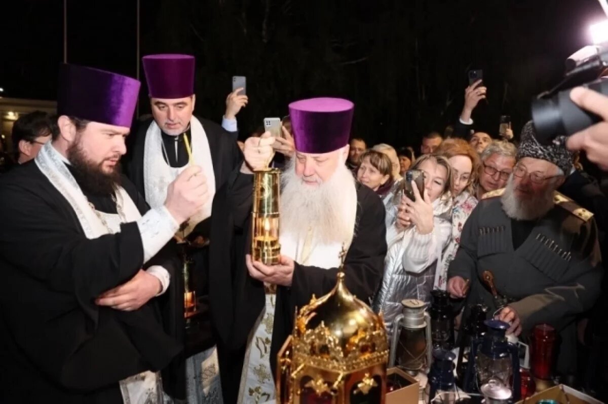    Благодатный огонь прибыл на Кубань