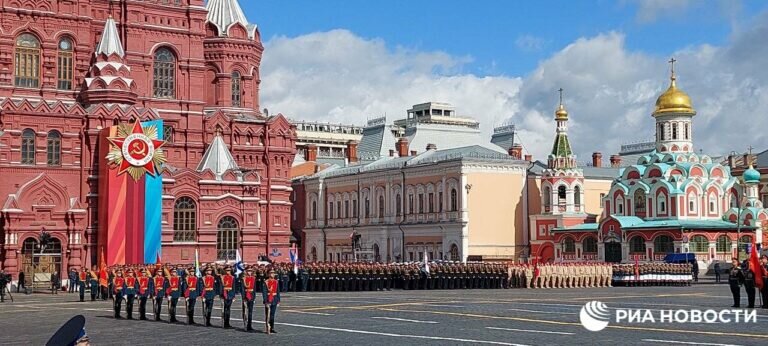    Генеральная репетиция Парада Победы проходит в Москве на Красной площади Белов Михаил Александрович