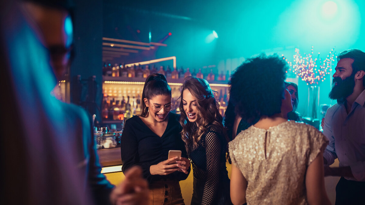 знакомства в соц сетях