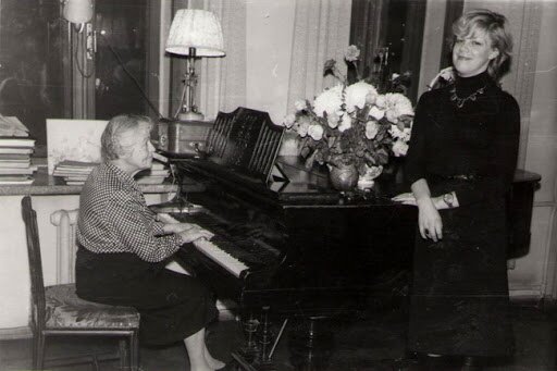 Малышева и Казарновская.