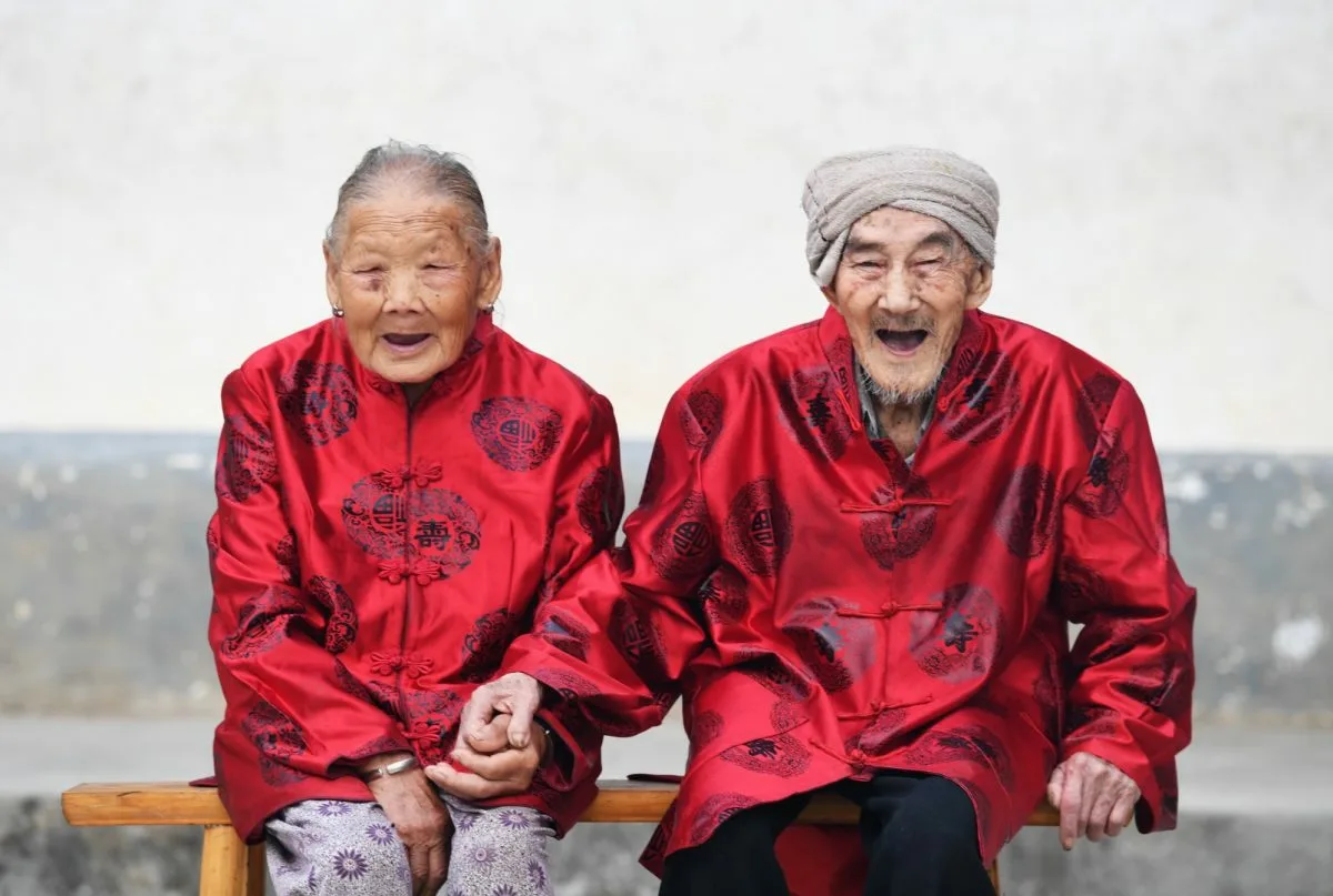 Средняя продолжительность жизни гражданина Китая сегодня составляет более 78,2 года, а в административном районе Гонконг и того больше ― 85,5 лет.