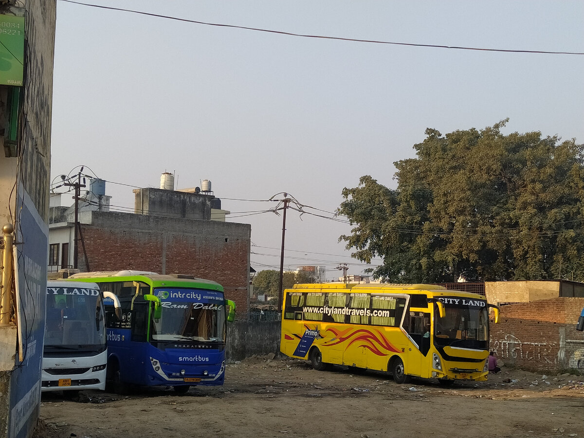 Фото автора. Кое-как нашла эту автобусную станцию, хорошо опять люди помогли