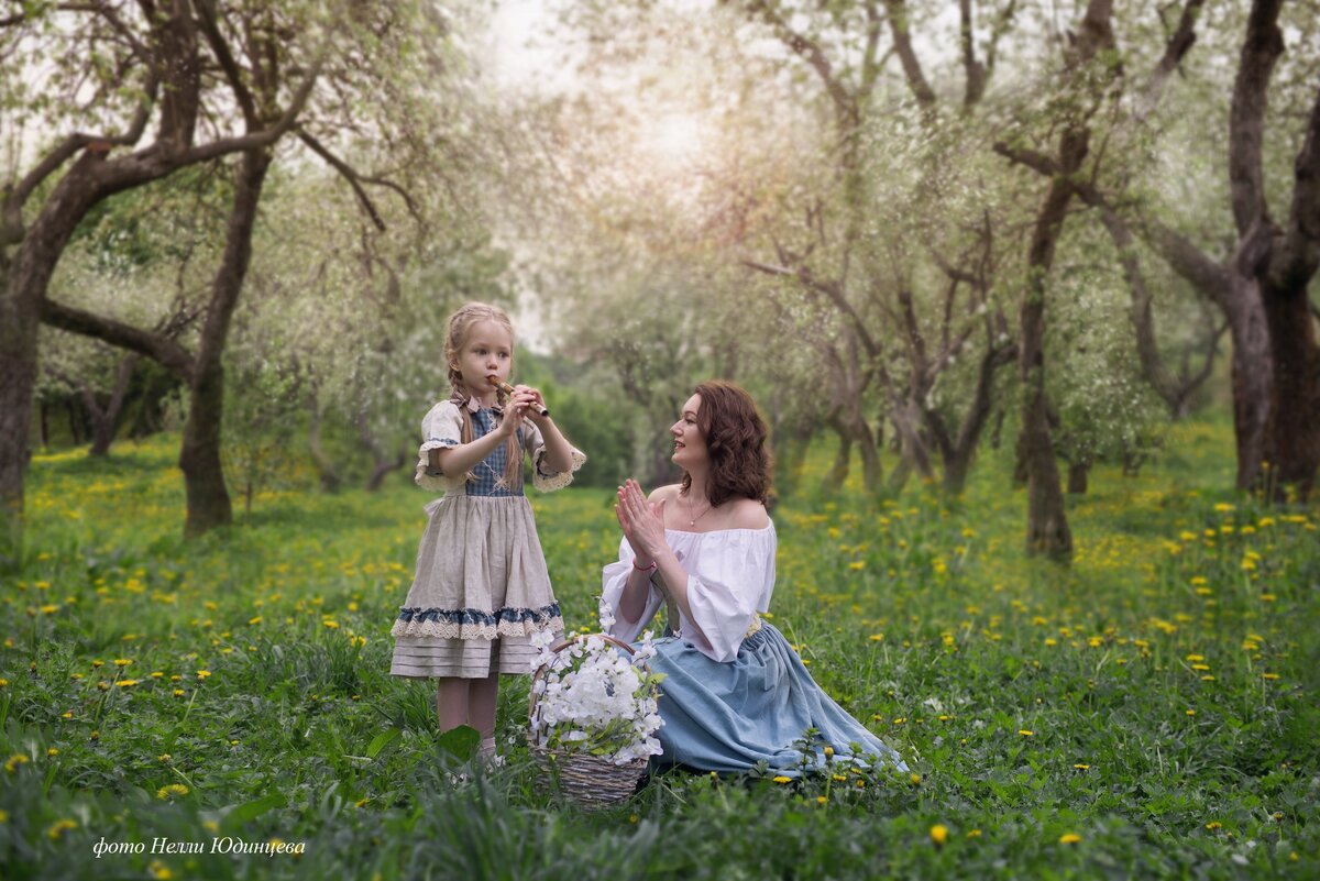 Мама дочка фотосессия в парке 