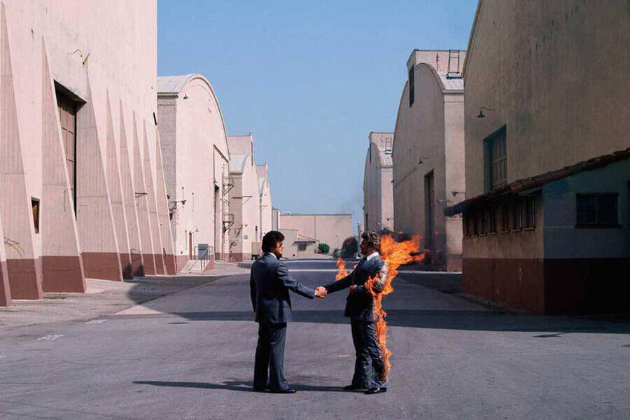 Фото с альбома Pink Floyd «Wish You Were Here»
