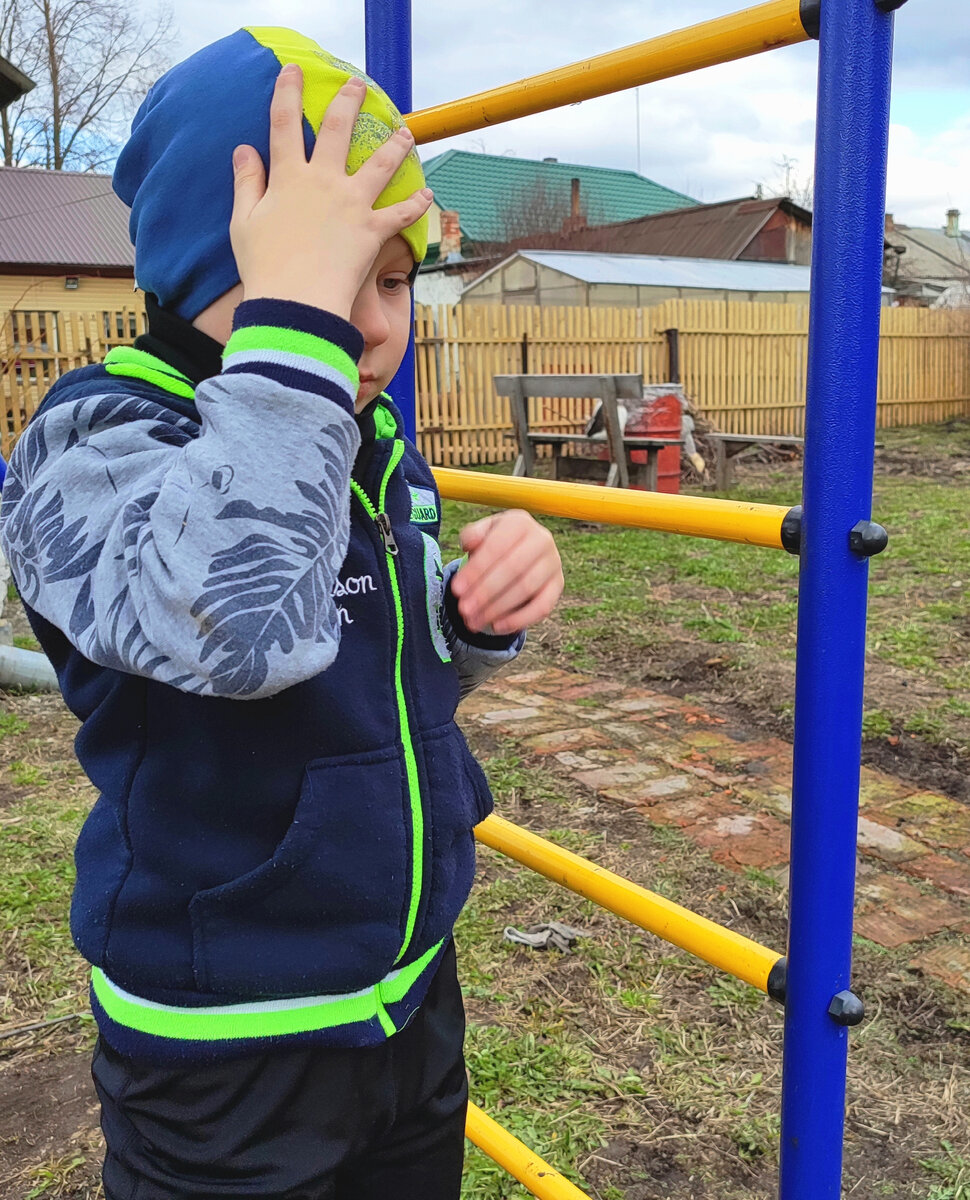 Видно, что комната психологической разгрузки этому огороднику не помешала бы