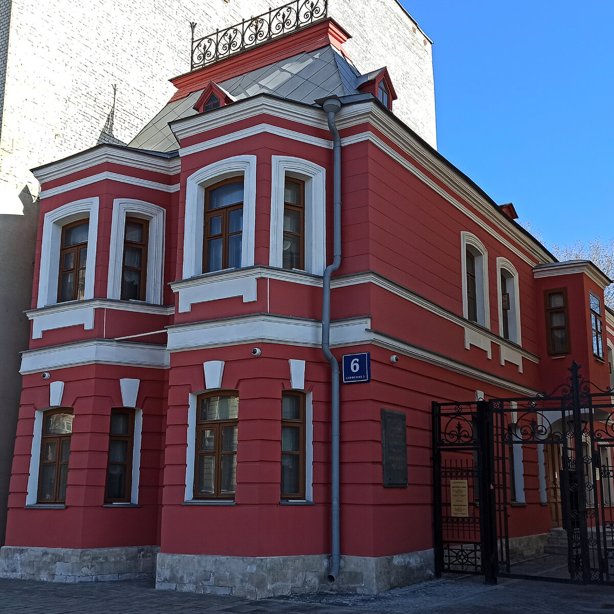 В галерее - 9 фото