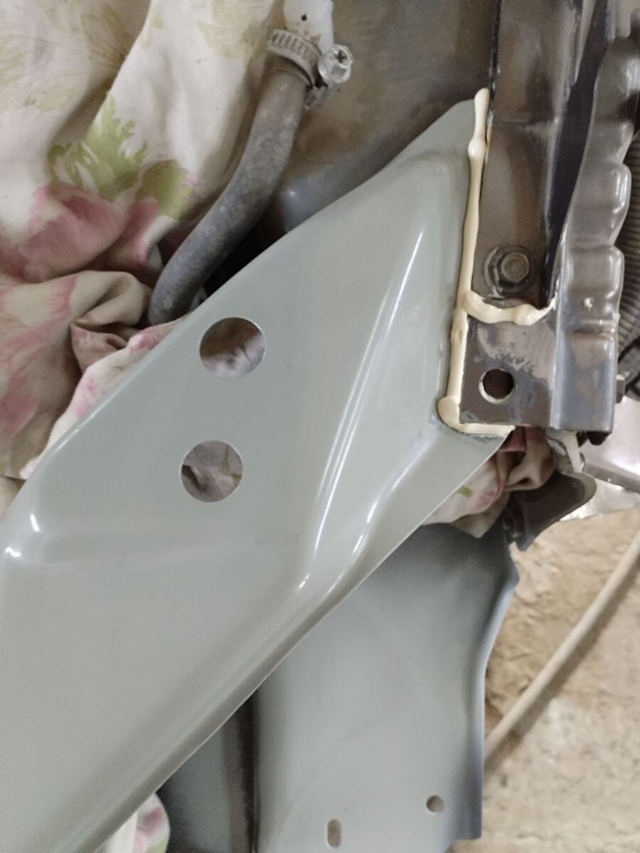 Левая сторона