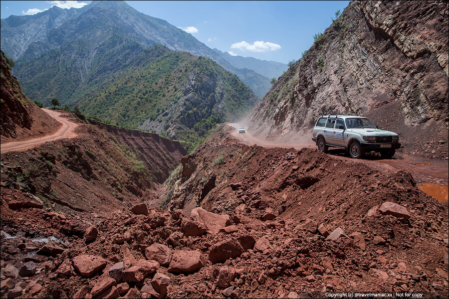 Проехался по Памирскому тракту и на собственной пятой точке оценил весь «кайф» жизни в горных районах Таджикистана.