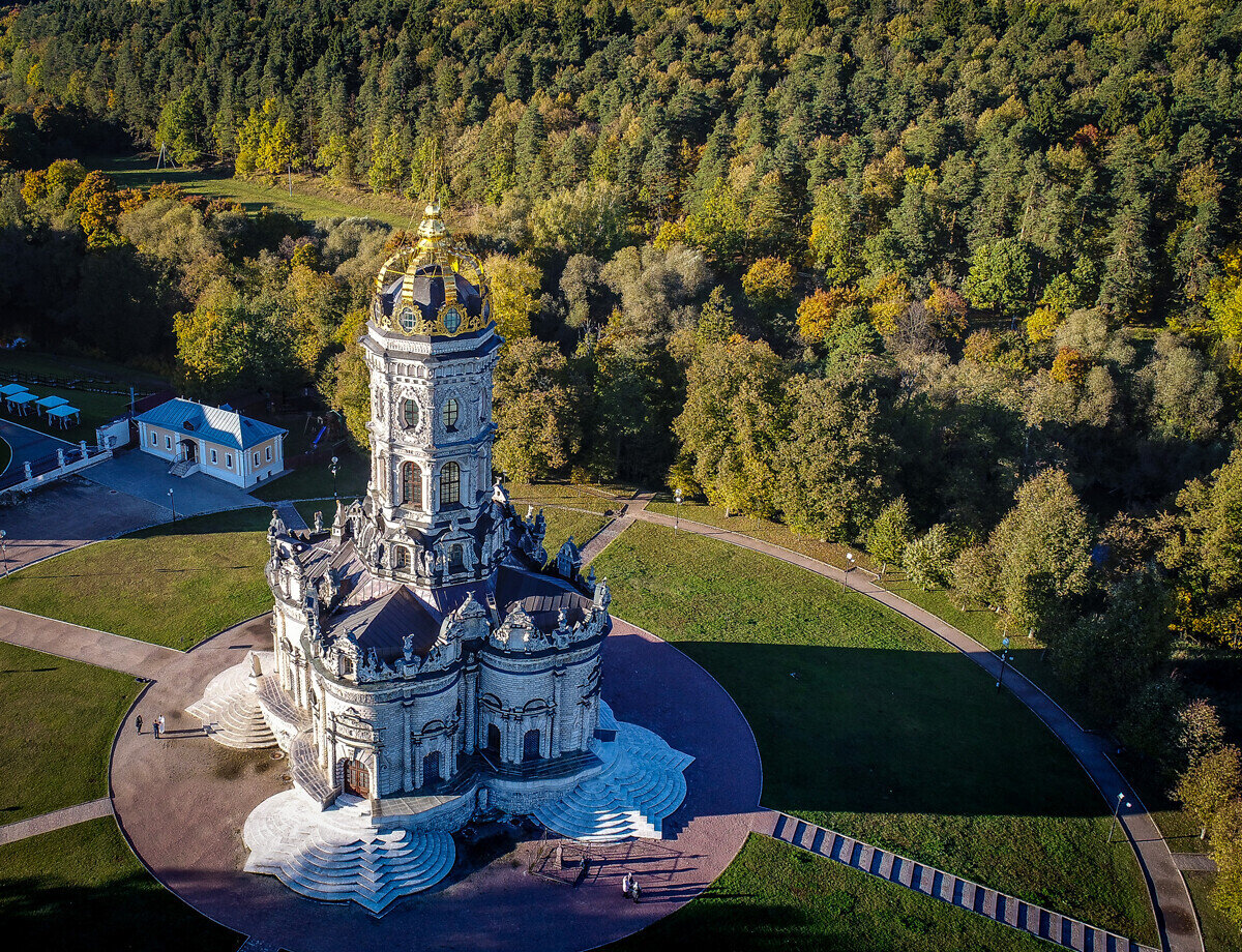 Знаменская церковь в Дубровицах.
Алексей Куденко / Sputnik