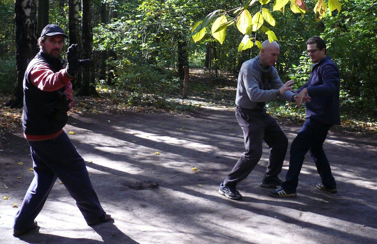 наш основной арсенал это тайцзи-туйшоу и багуачжан