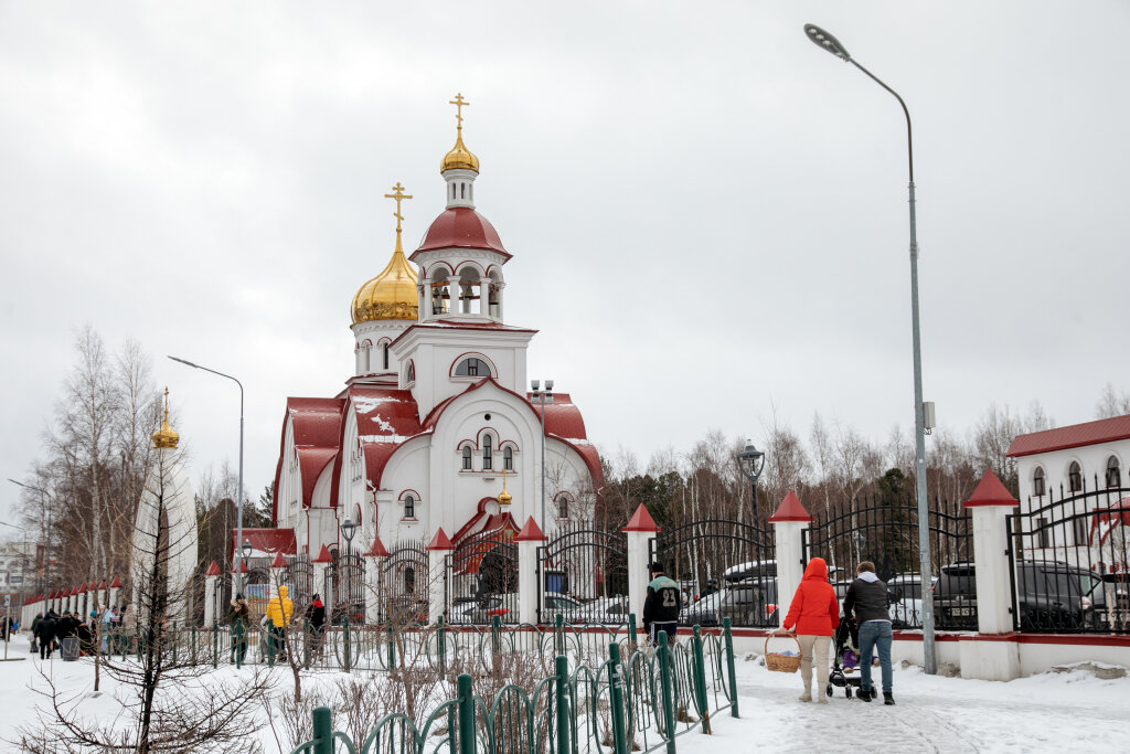    Сургутяне встретили Светлую Пасху