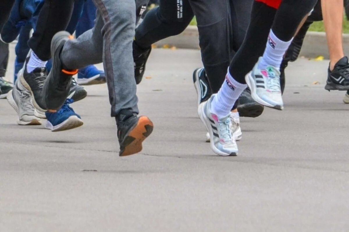    В Белоярском прошел легкоатлетический марафон «79 километров Победы»