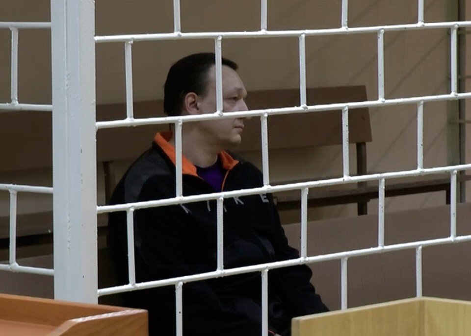 На суде Андрей Тимошенко избегал смотреть в сторону родных Юлии 
Фото: Станислав КАРПОВИЧ