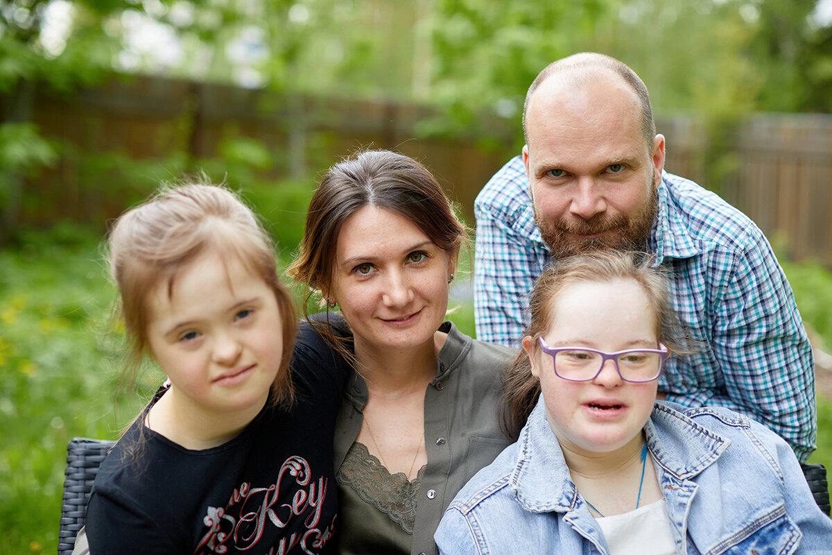 Оксана, Андрей, Яна и Аня Фото: Иван Куринной