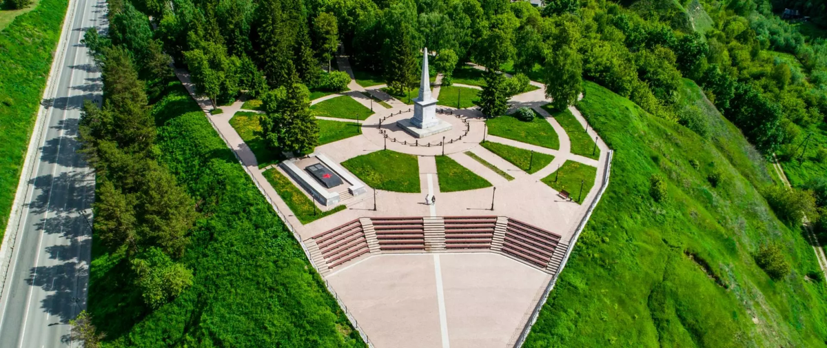 Сад Ермака. Фото с сайта https://tobolsk-city.ru