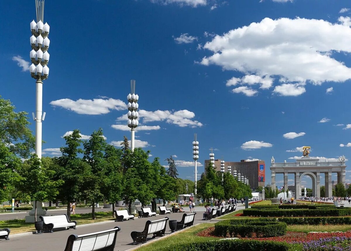 Фонари ВДНХ