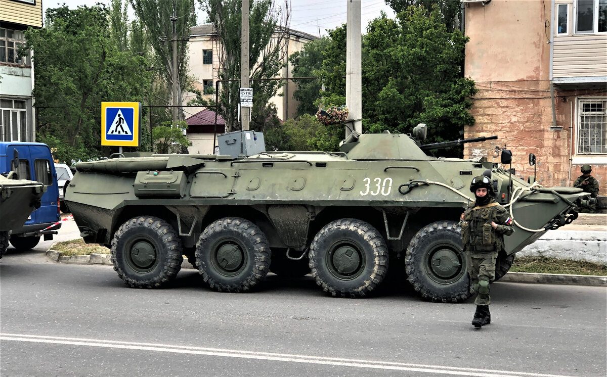 БТР-70М после Парада 9 мая 2021 года, г.Каспийск, Республика Дагестан. Машина из 414 отдельного батальона Морской Пехоты.