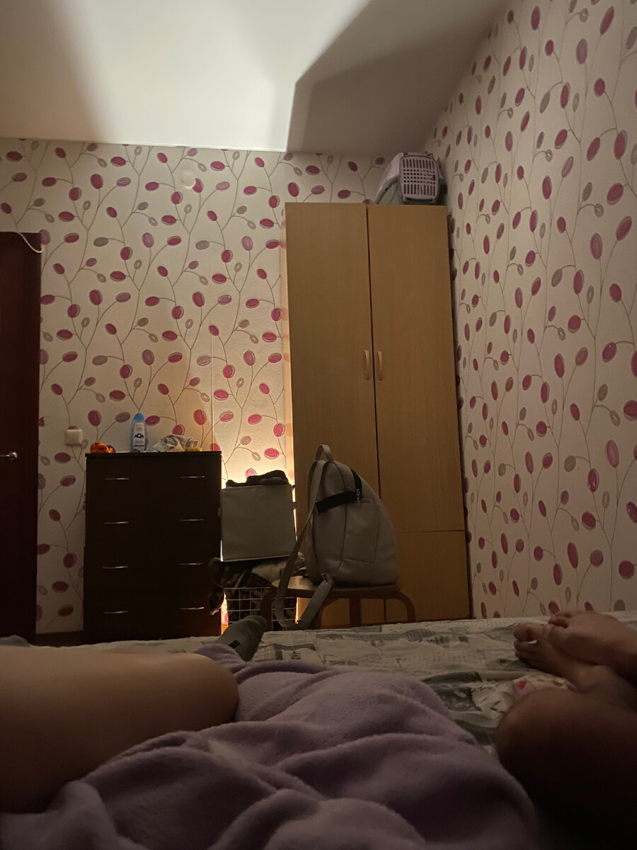 Приношу извинения за наши ноги 😀 фото оказалось только такое, я не думала что когда то пригодится это все добро и кому то будут рассказывать 