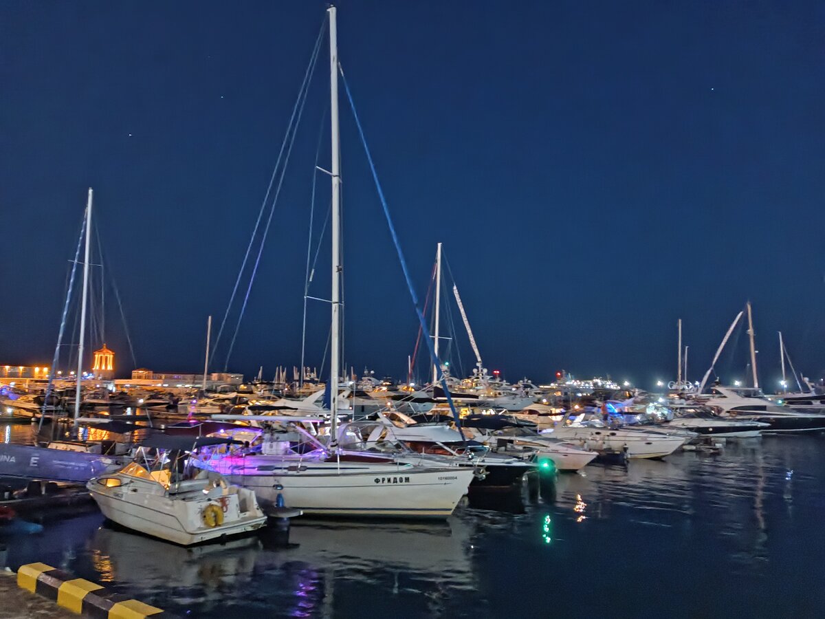 Яхты в Сочи