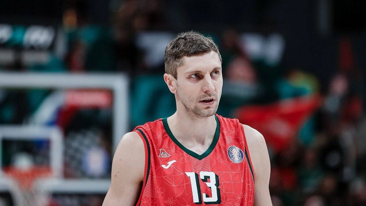    Дмитрий Узинский поделился ожиданиями от полуфинала Единой Лиги. Фото: телеканал «Краснодар»