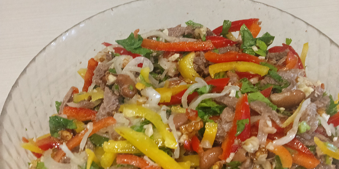 Салат "Тбилиси" - идеальное сытное блюдо для любого праздника