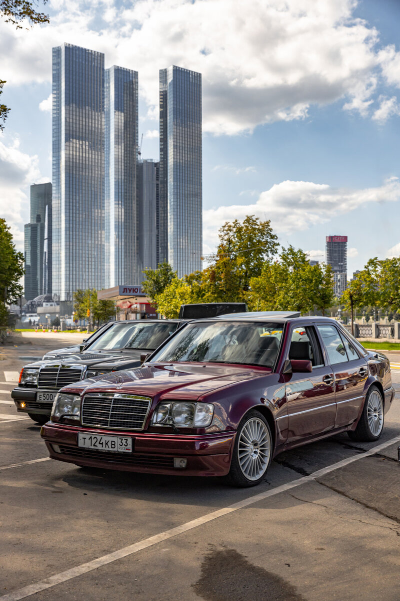 Mercedes W124 в городе! Последняя часть! Редчайшие авто! Моя фоторабота |  SvarogovMSK Фотограф | Дзен