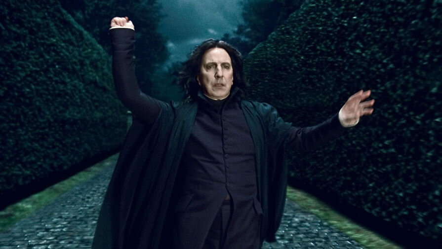 Алан Рикман в фильме «Гарри Поттер и Дары Смерти. Часть 1» (2010) / Planet Photos/Global Look Press