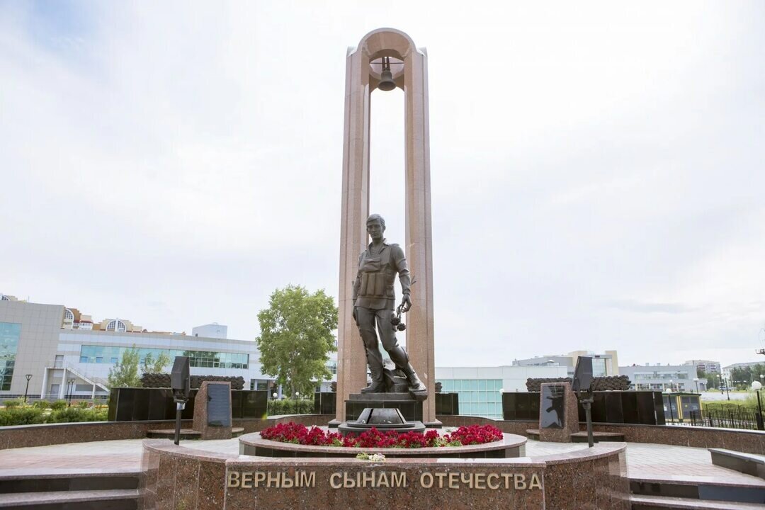    В Нефтеюганске разбираются, куда ушли деньги на реставрацию памятника защитникам Отечества