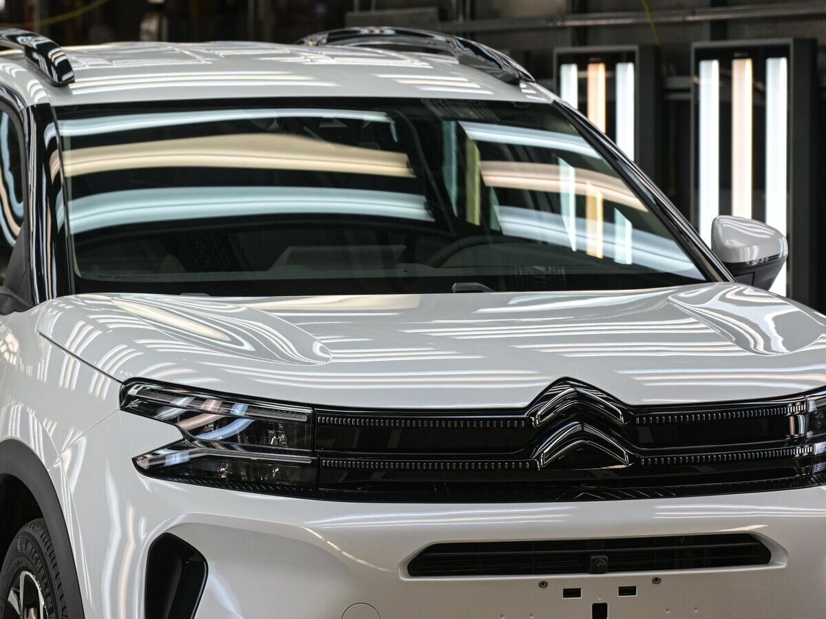    Автомобиль Citroen C5 Aircross на линии сборке на заводе ПСМА© РИА Новости . Алексей Никольский