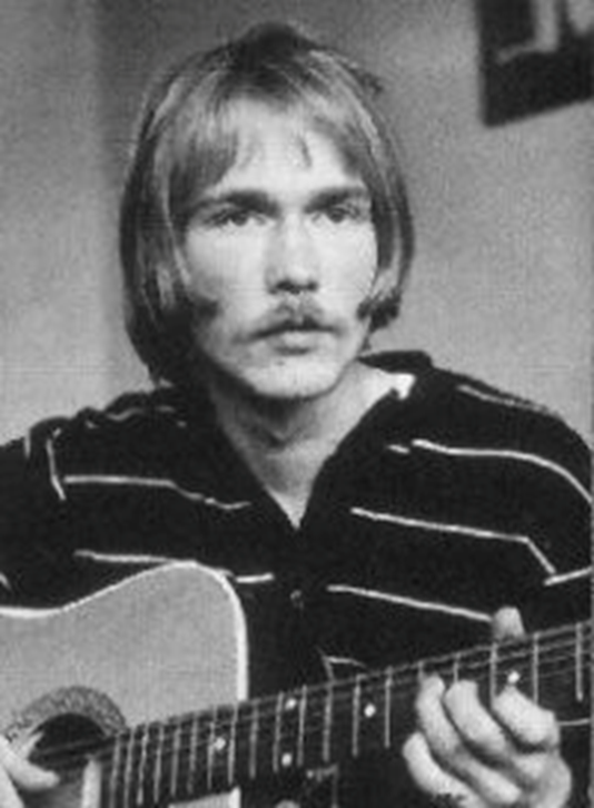 Гитарист, вокалист и композитор Lothar Siems.