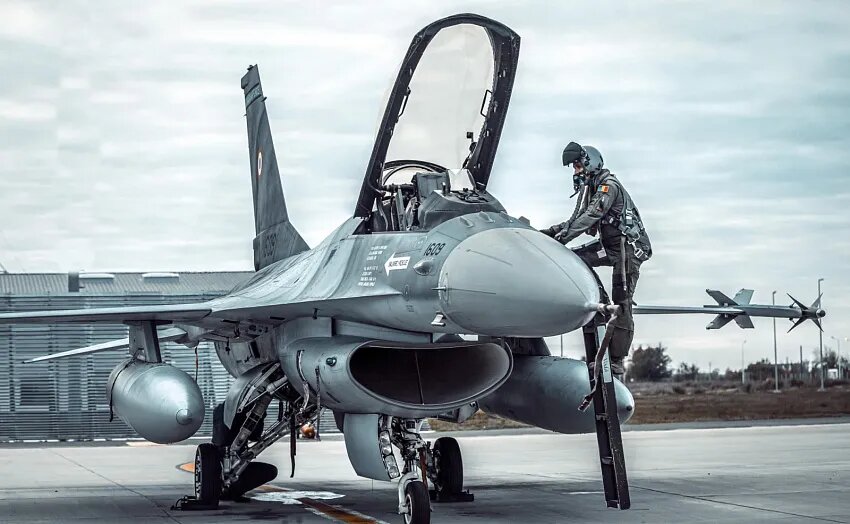 Истребитель F-16 ВВС Румынии. Фото: (с) ВВС Румынии