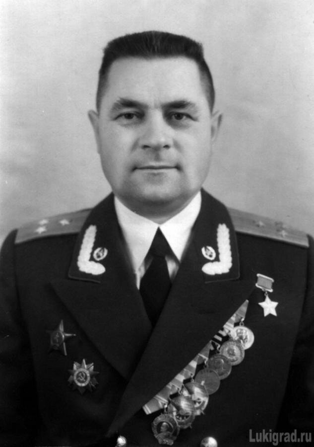 Генерал-майор М.И.Сипович