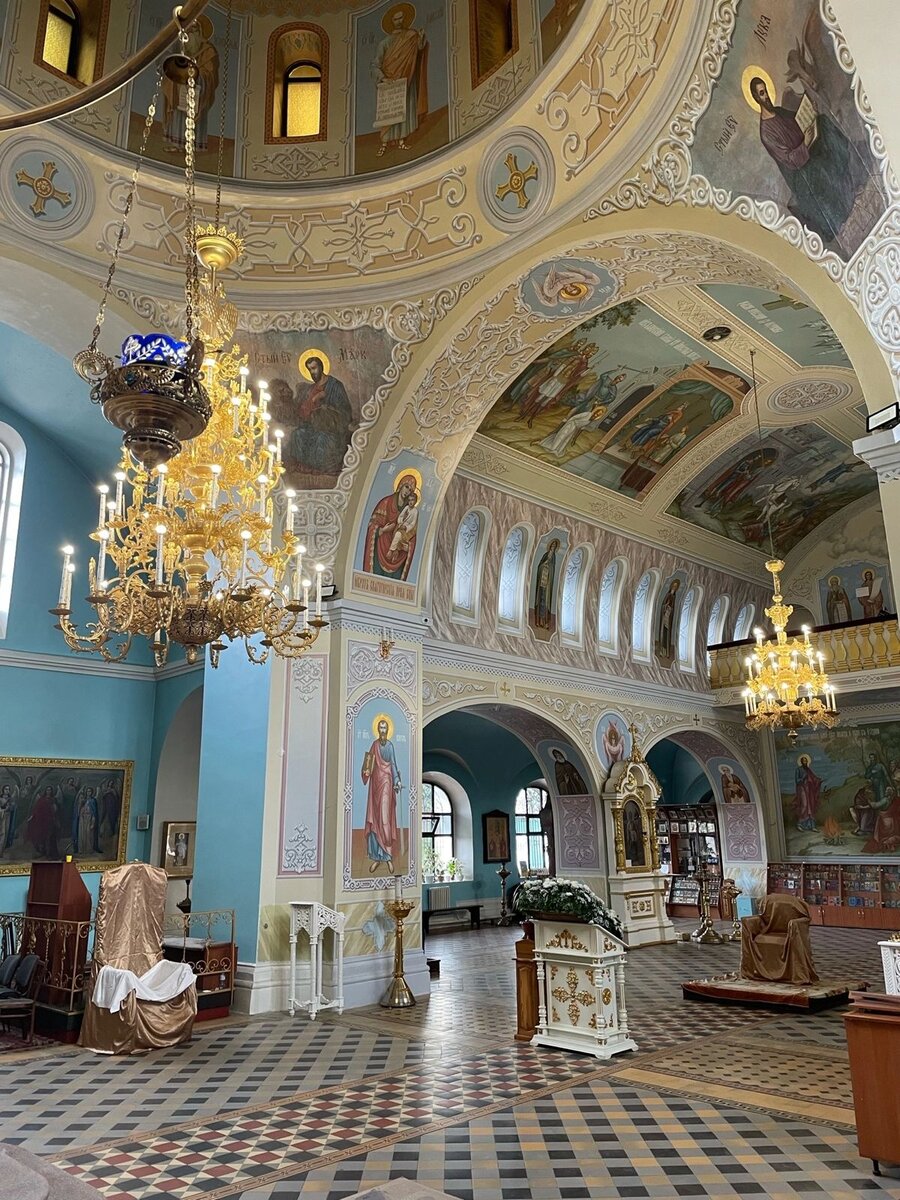 Роспись Свято-Петропавловского собора в Луганске. Работа мастерской "Палехский иконостас".