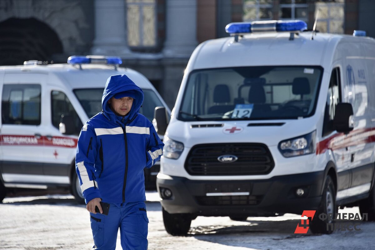 Семью в Екатеринбурге проверяют из-за жутких травм малыша: «Выпал с  восьмого этажа» | УРАЛИТИ | Дзен