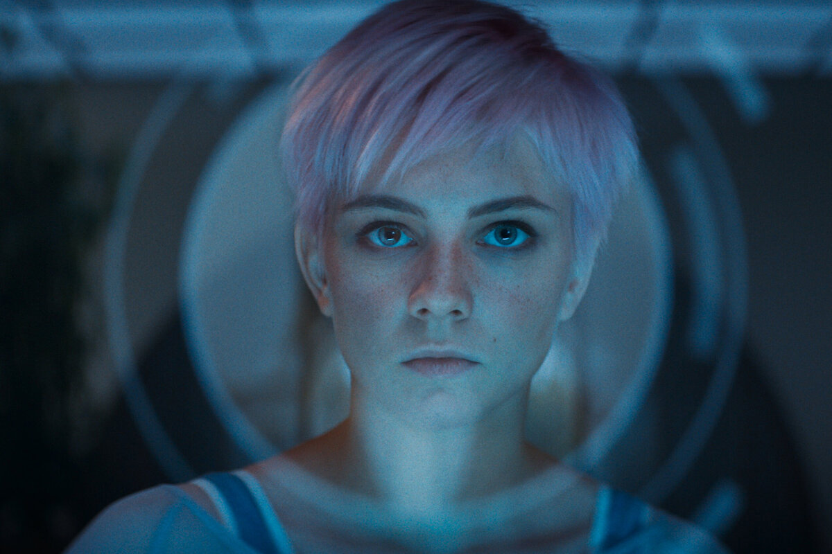    Кадр из фильма «Сто лет тому вперед»