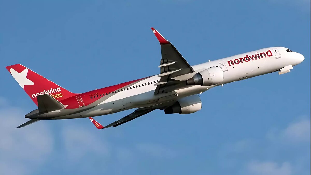Авиакомпания северный ветер самолеты фото Самолет Nordwind, пилоты которого сообщили о бедствии на борту, сел в Шереметьев