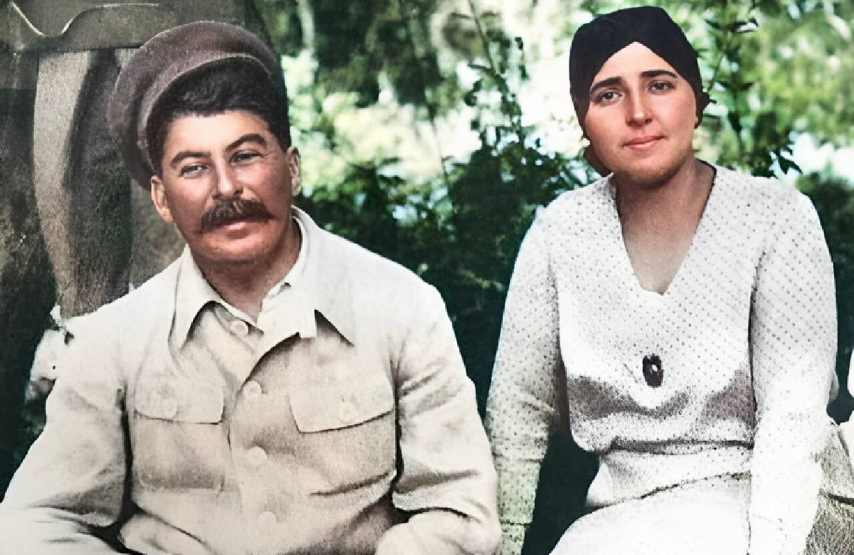 Иосиф Сталин и Надежда Аллилуева.