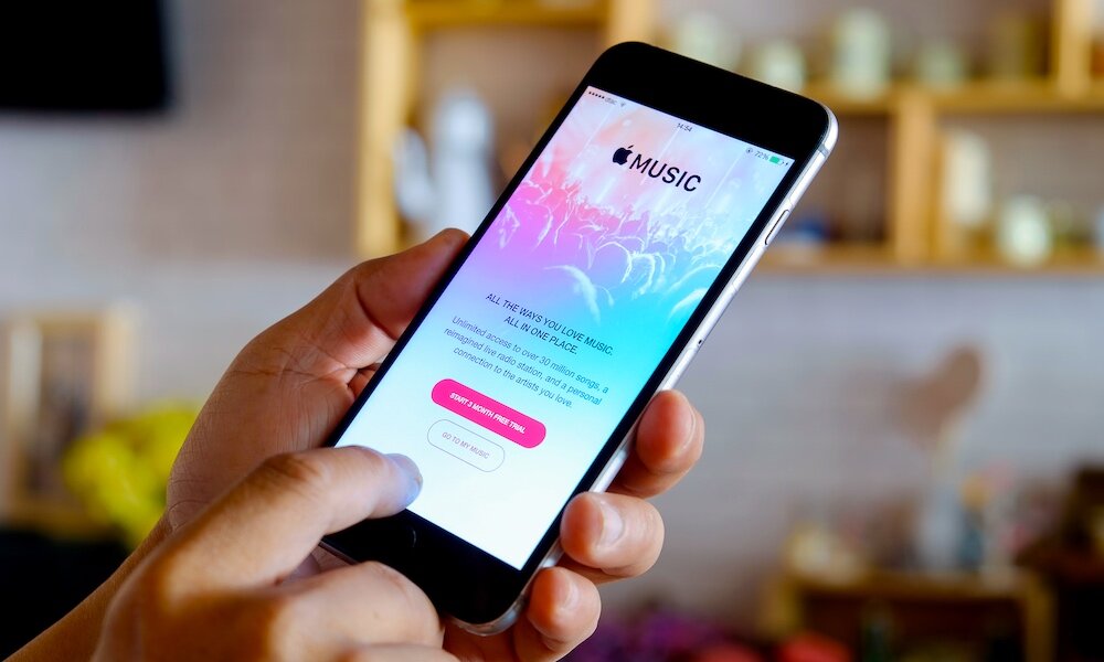 Из зарубежных сервисов значимую долю занимает Apple Music