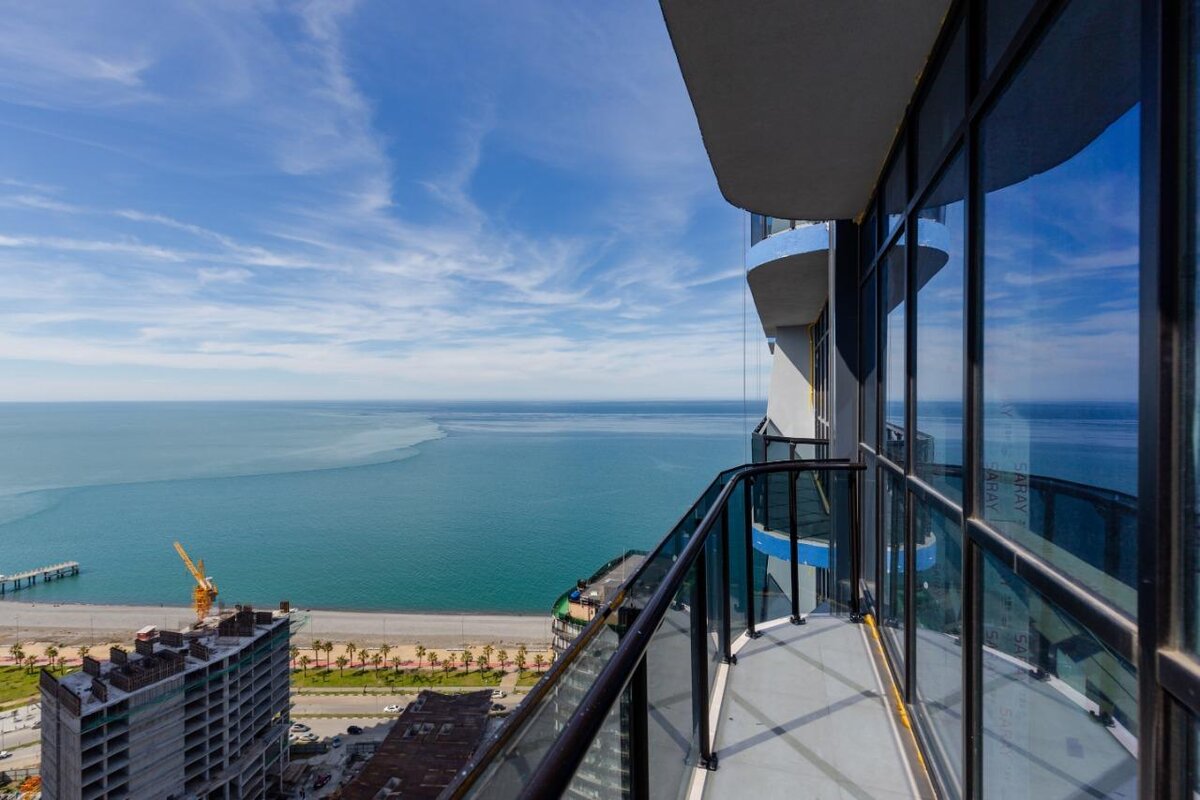 Вид на море с балкона