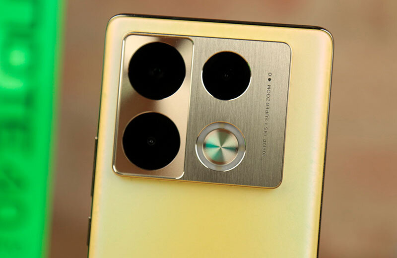 Infinix note 40 дисплей