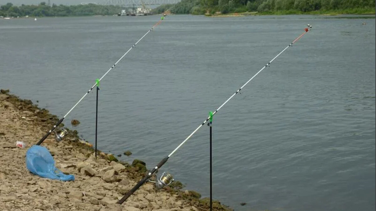 В качестве сигнализатора "любимый" фидеристами колокольчик...