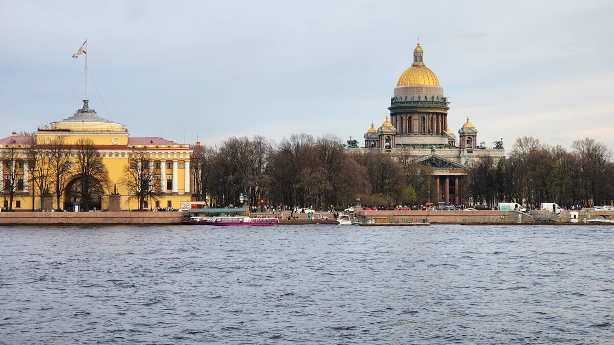 Красивенький Питер, как обычно)