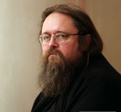 Священник  Андрей Кураев