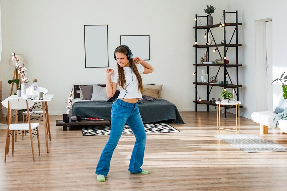 Выделить место для танцев можно и дома. Было бы желание📷
