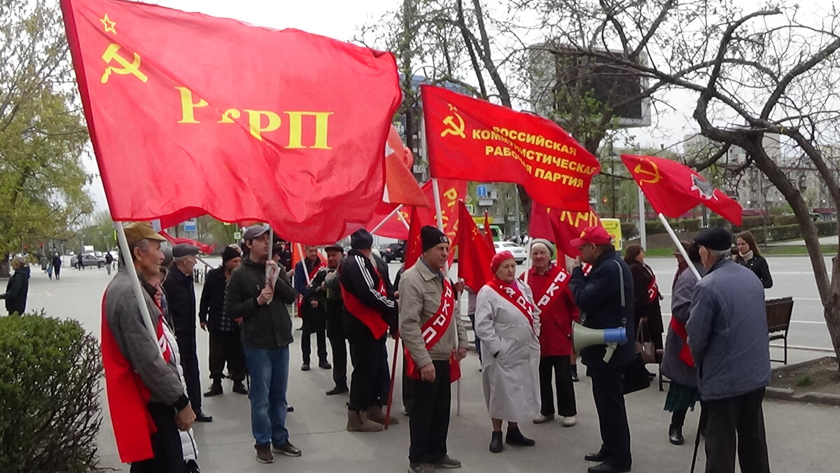 День Международной солидарности трудящихся 1 Мая – интернациональный праздник. В этот день повсюду выходят на демонстрации, митинги, шествия.